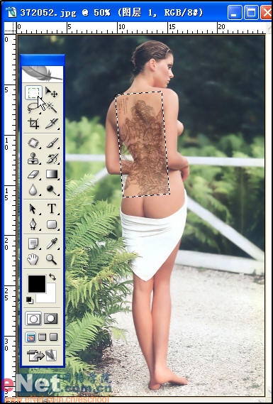 Photoshop给漂亮MM做性感纹身