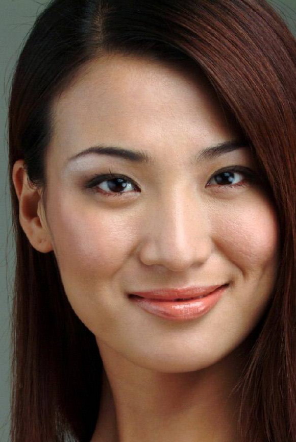 用Photoshop给极品美女美容